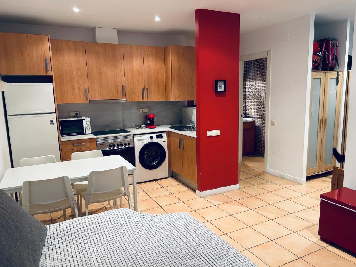 Centrico Apartamento A 150 Metros De La Playa. Parking* Lloret de Mar Eksteriør billede